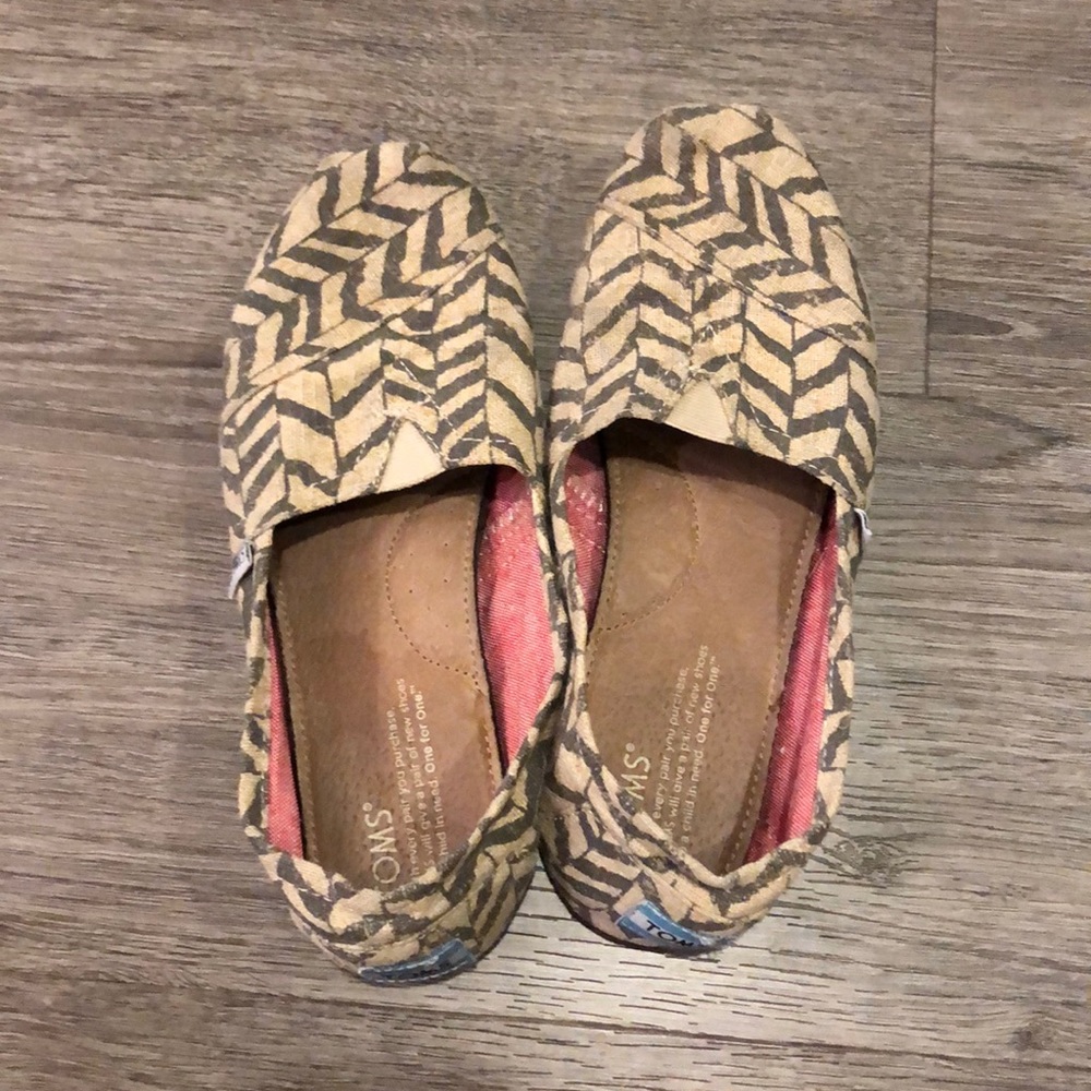 GUC Toms Women’s 7